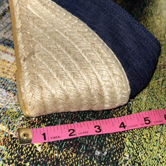 Neiman Marcus Size 8 Denim Wedge Espadrilles - Picture 14 of 14